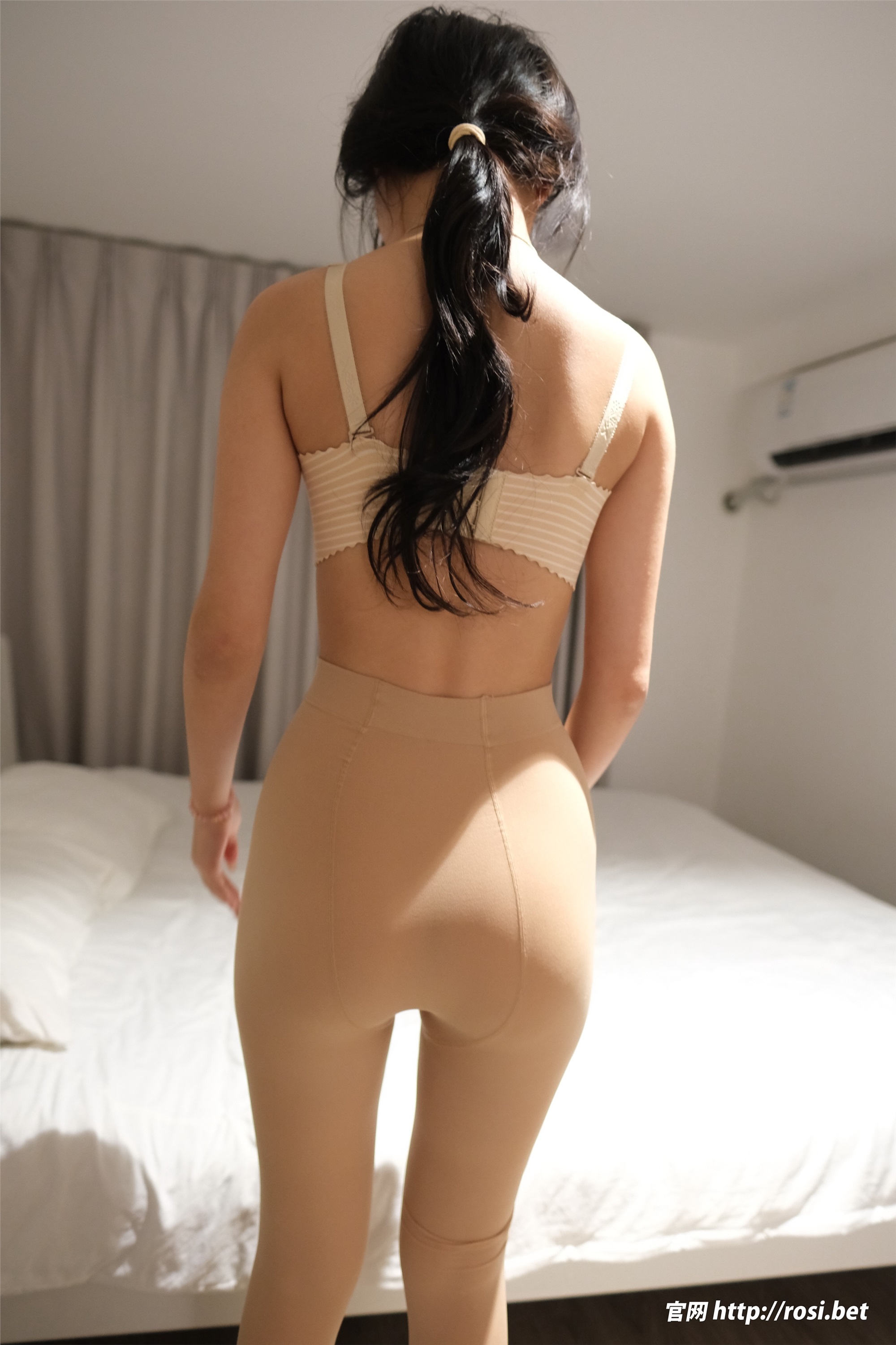 ROSI写真 2025.08.05 NO.4992